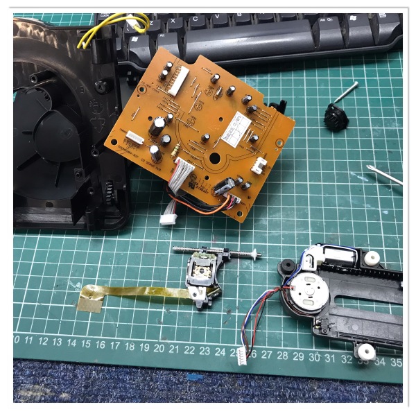 CD PLAYER REPAIR